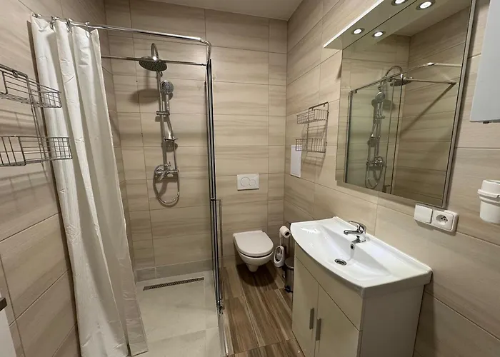 Modern, Comfortable Near The Metro